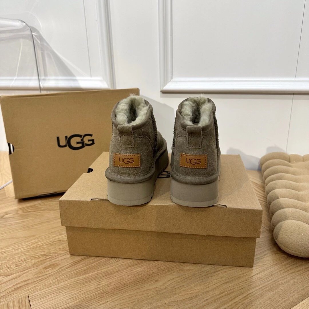 UGG Mini Platform Shearling Ankle Boots, Brown, FW-Season - Gallery Image 4 - Detailed View