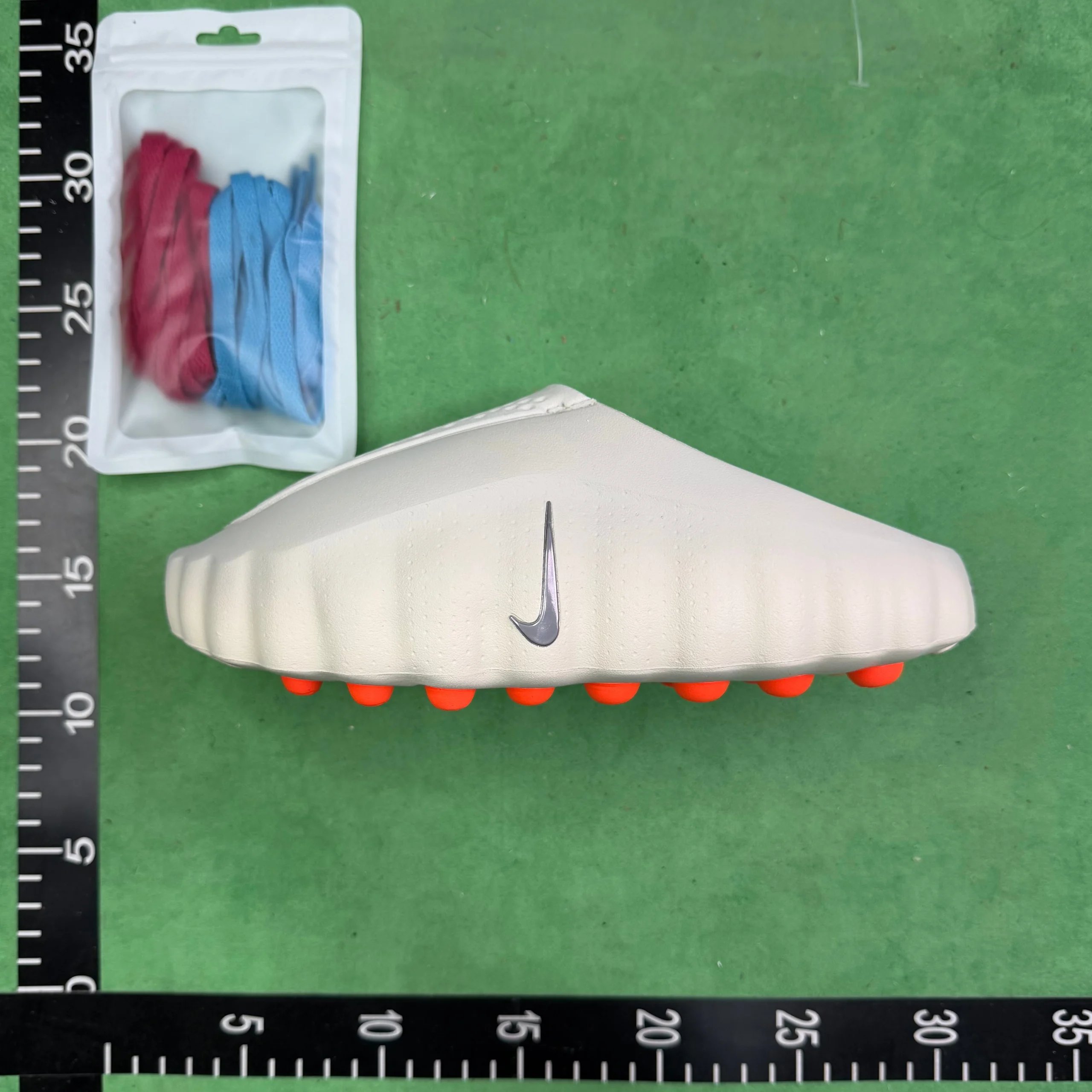 7. HQ4307-002 suggests taking a size 2 larger