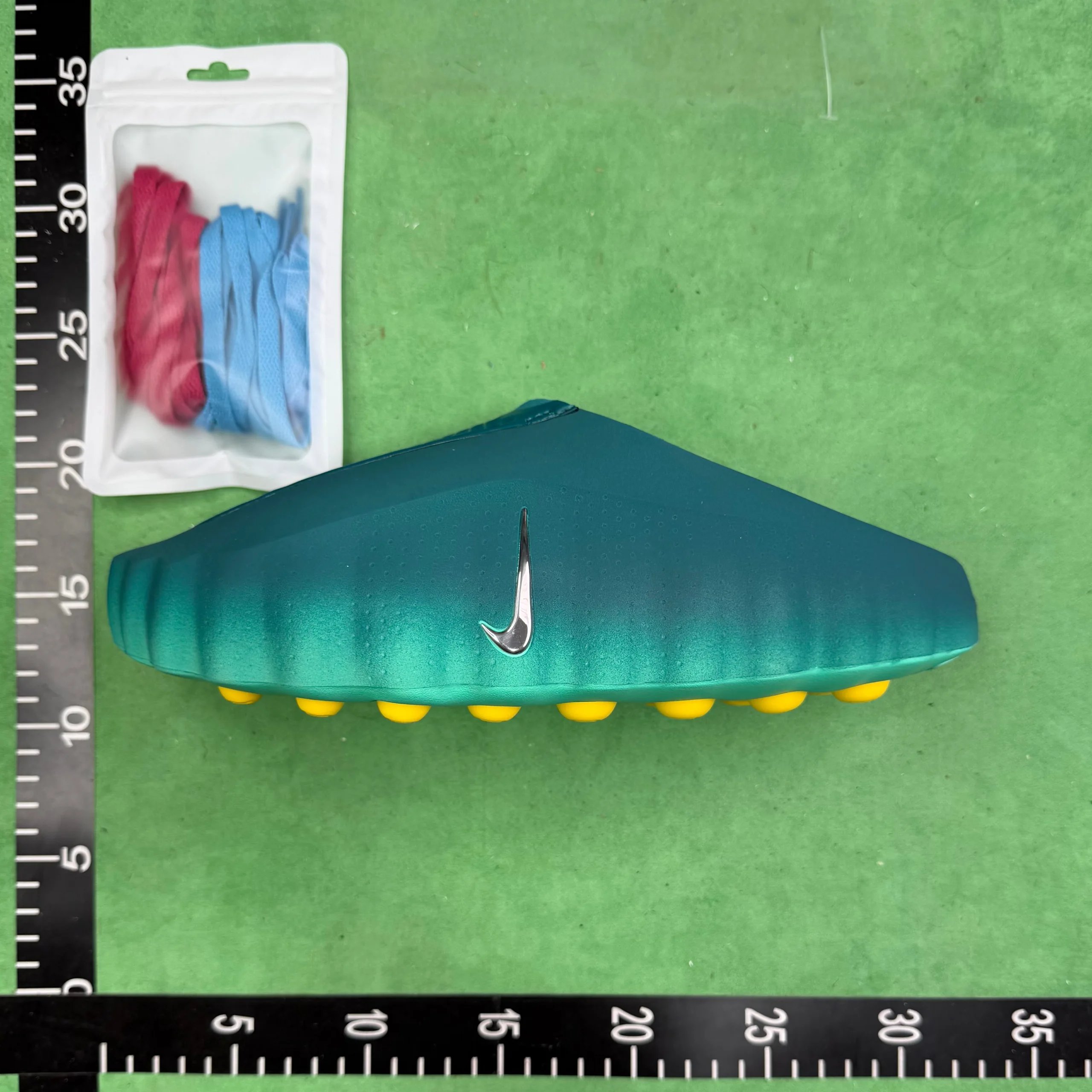 2. HQ4307-301 suggests taking a size 2 larger
