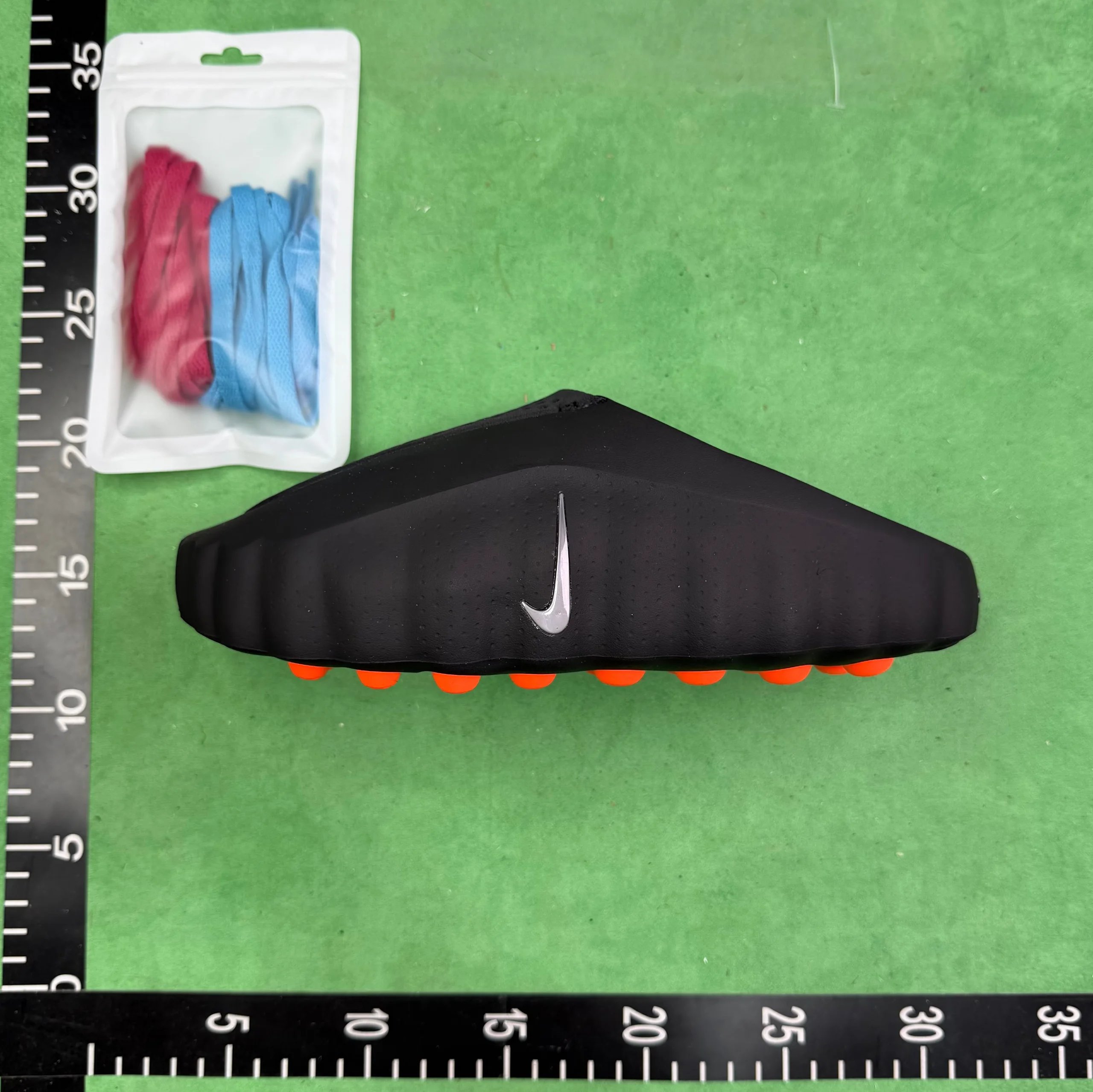 6. HQ4307-001 suggests taking a size 2 larger