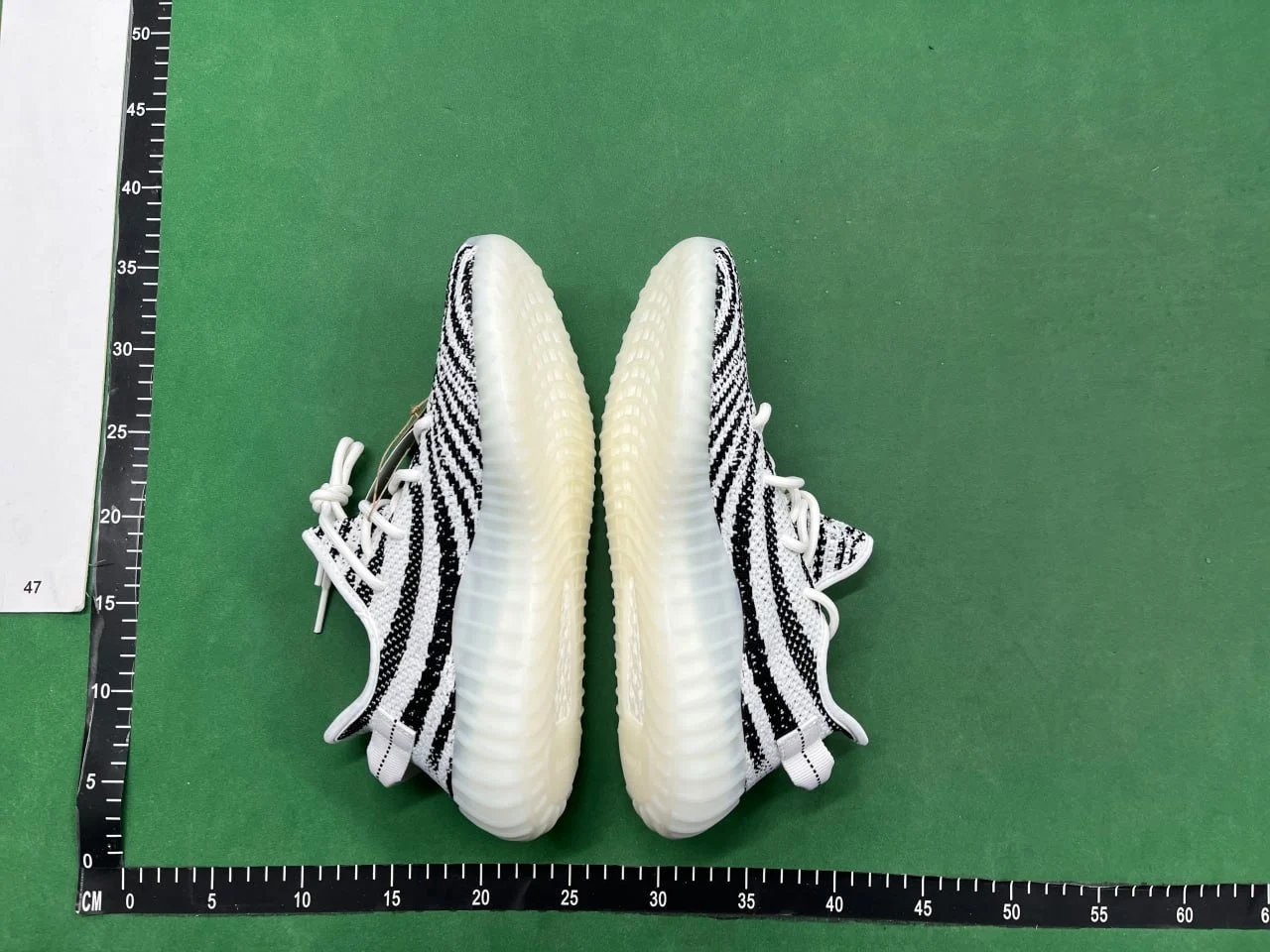 Yeezy Boost 350 V2 Zebra Sneakers
