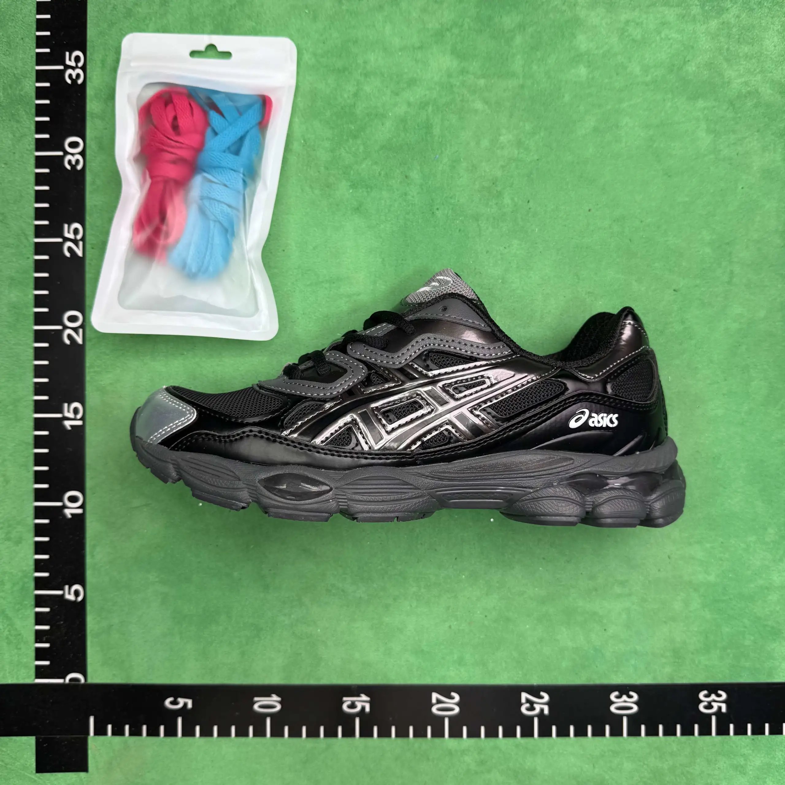 18.1203A571-001 Silver/Black