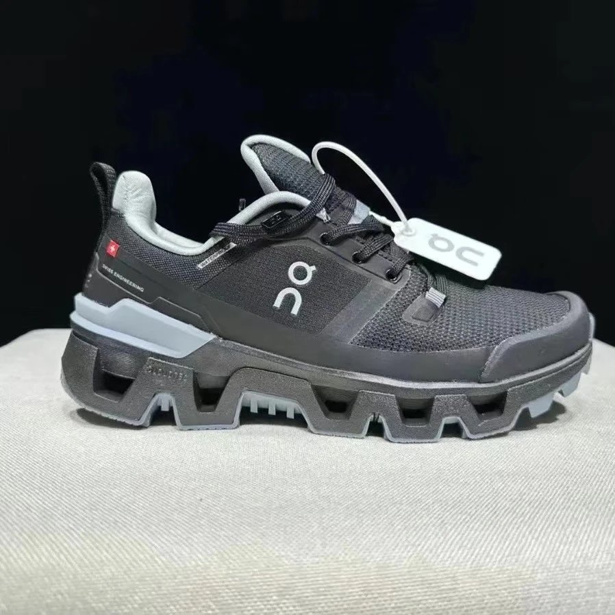On Cloudrock Black/G