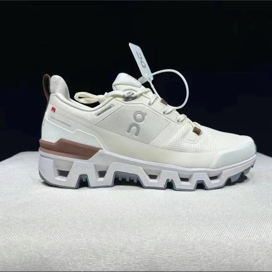 On Cloud Waterproof 