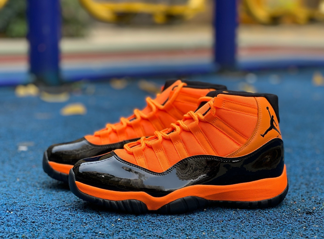 Air Jordan 11 Orange