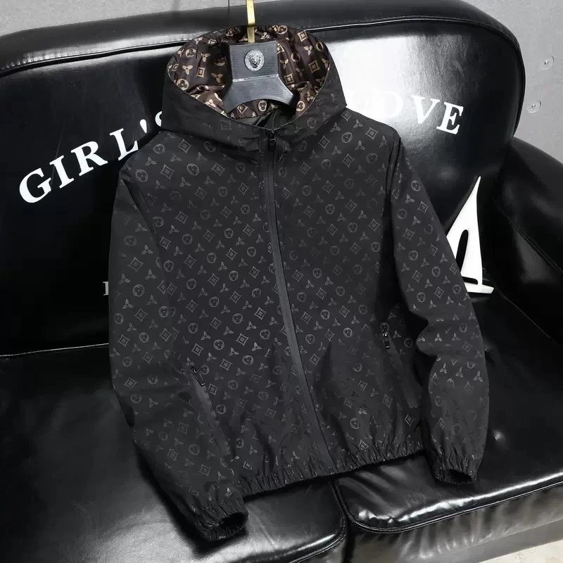Louis Vuitton Black 
