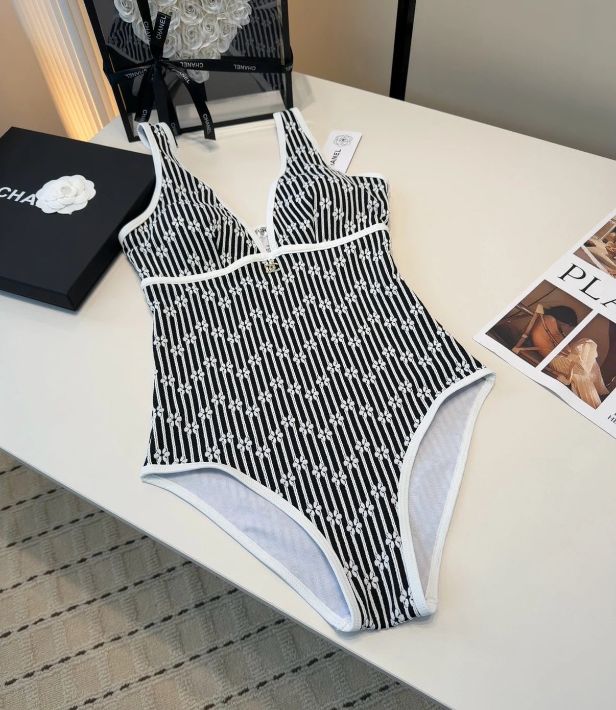 Swimsuit photo 4