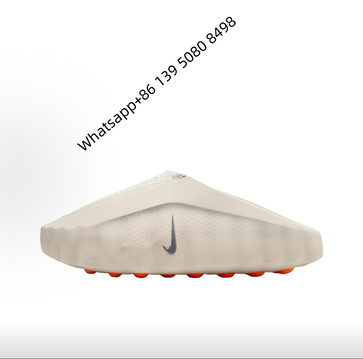 20 Nike Slippers Black