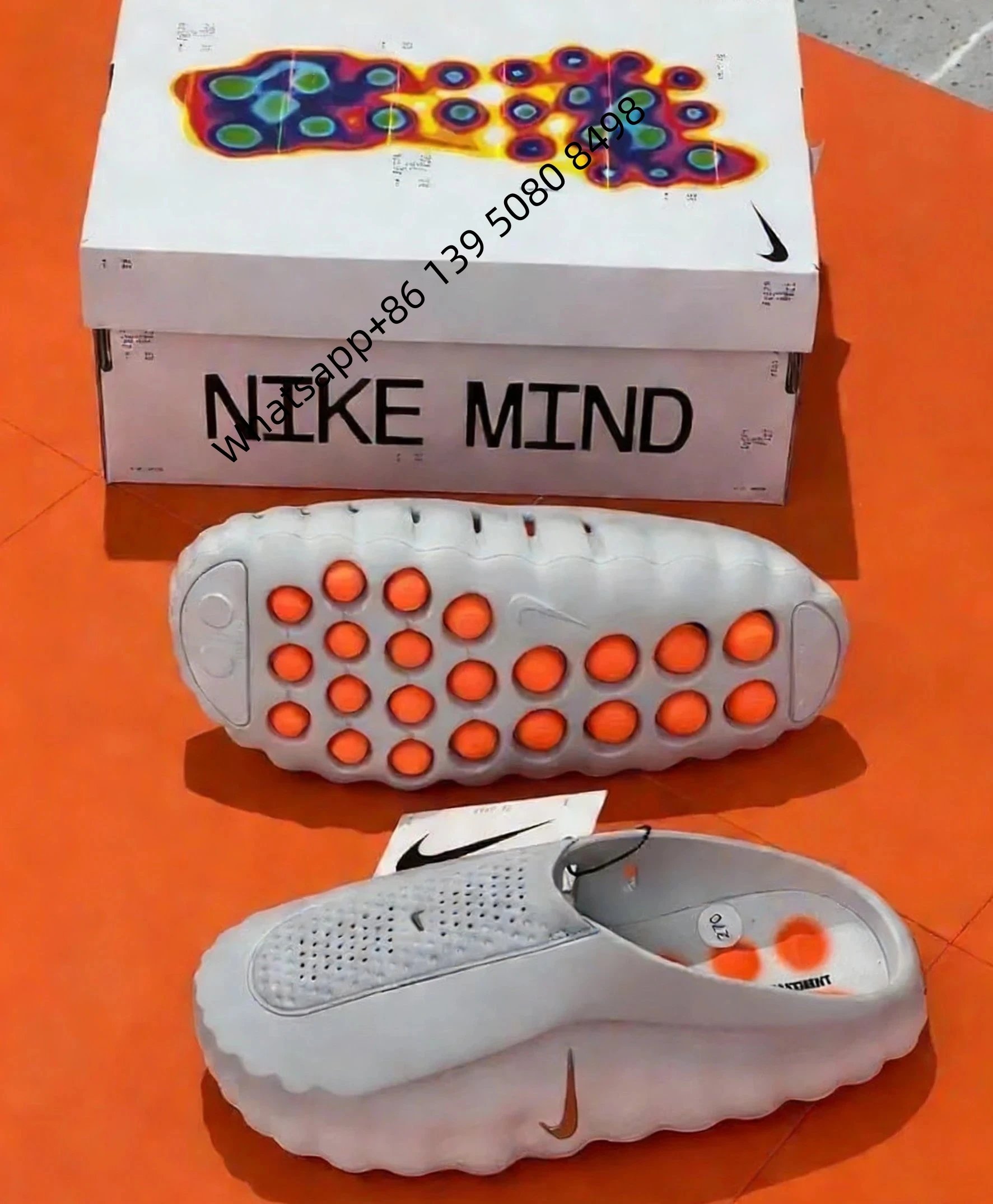 16 Nike Flip Flops Brown