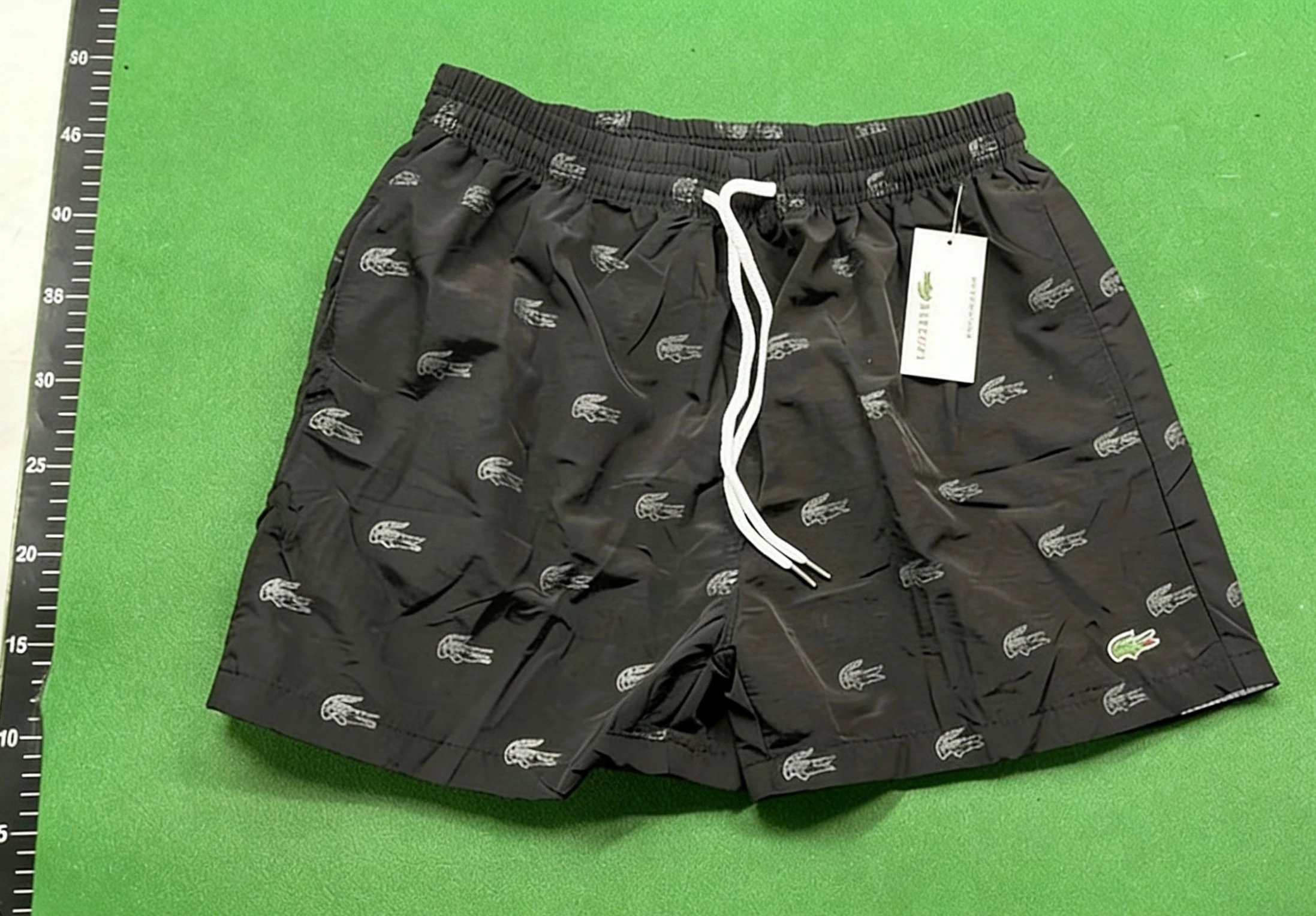 Lacoste 18