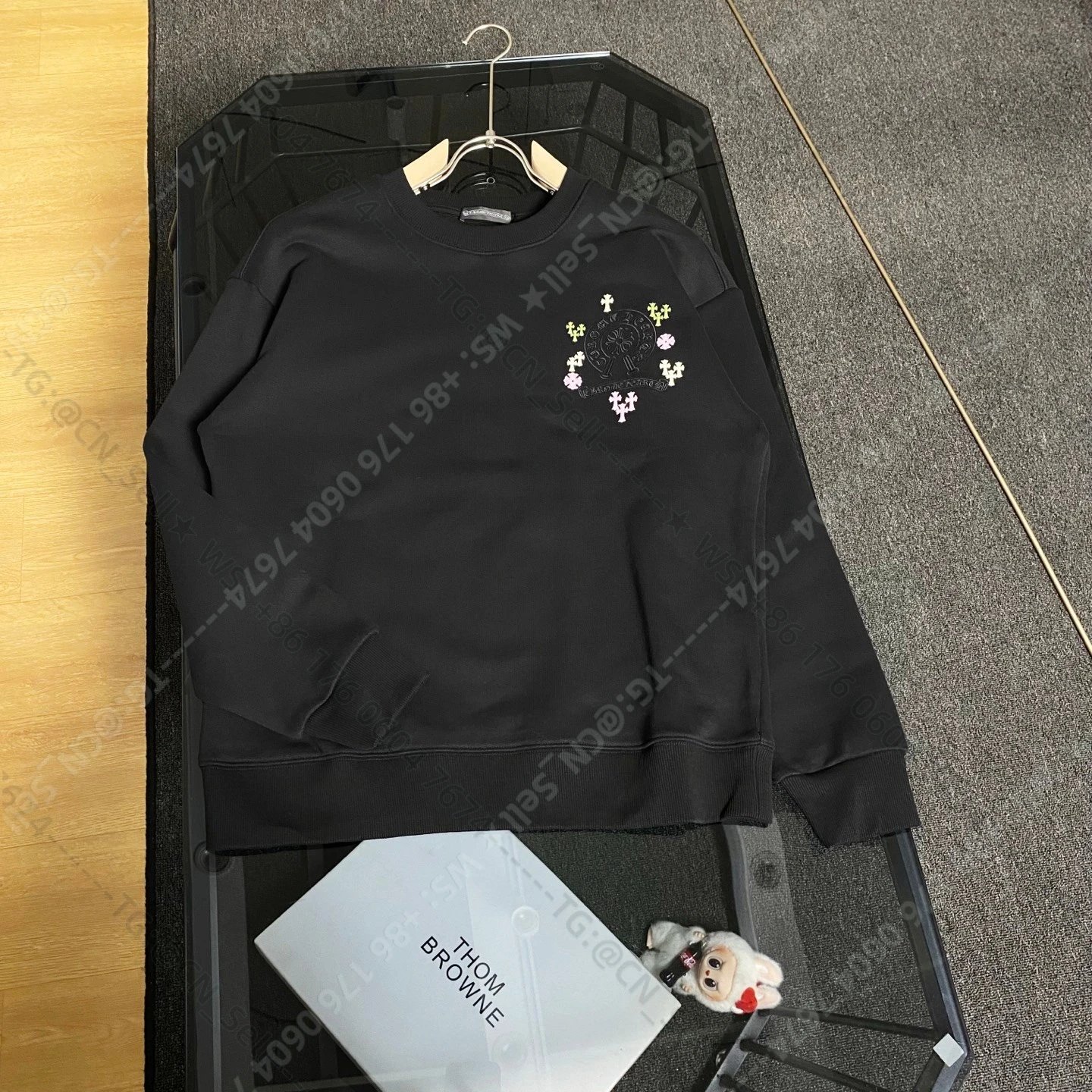 Burberry Mixed crewneck sweatshirt designs — CH-3