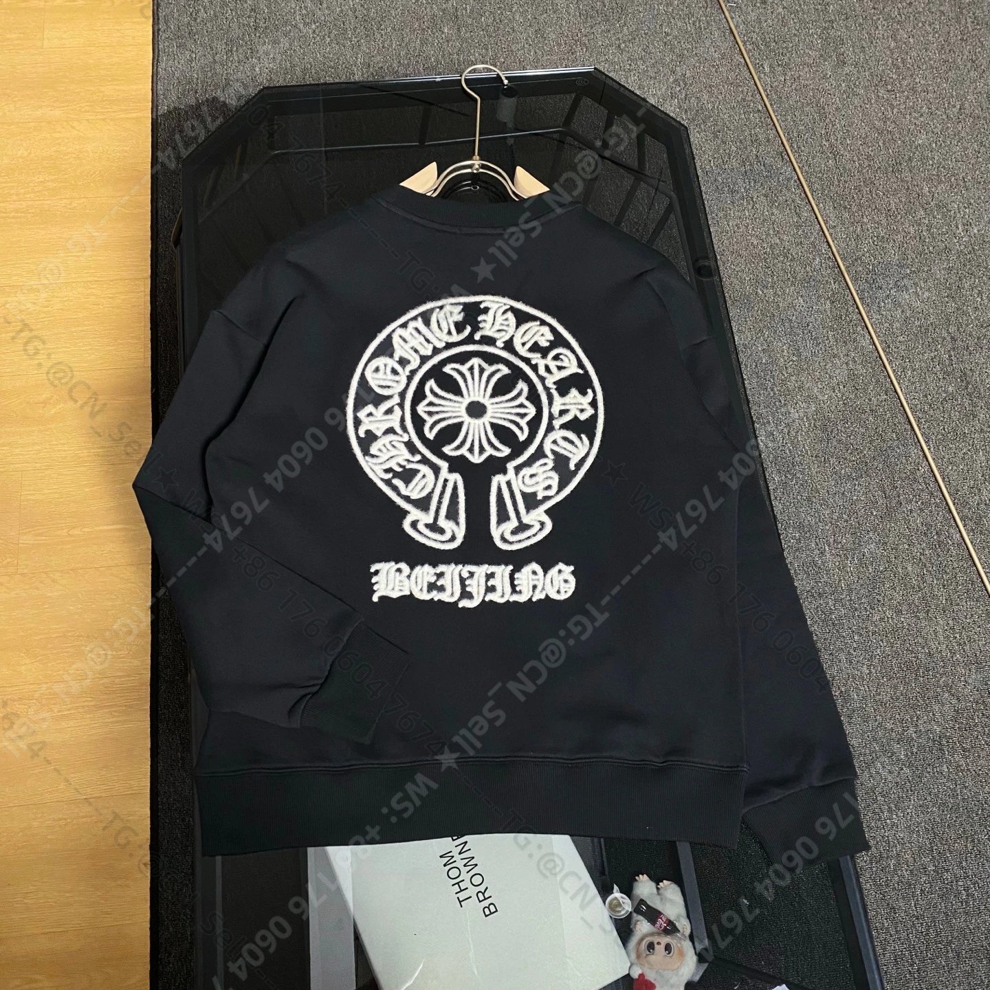 Burberry Mixed crewneck sweatshirt designs — CH-1