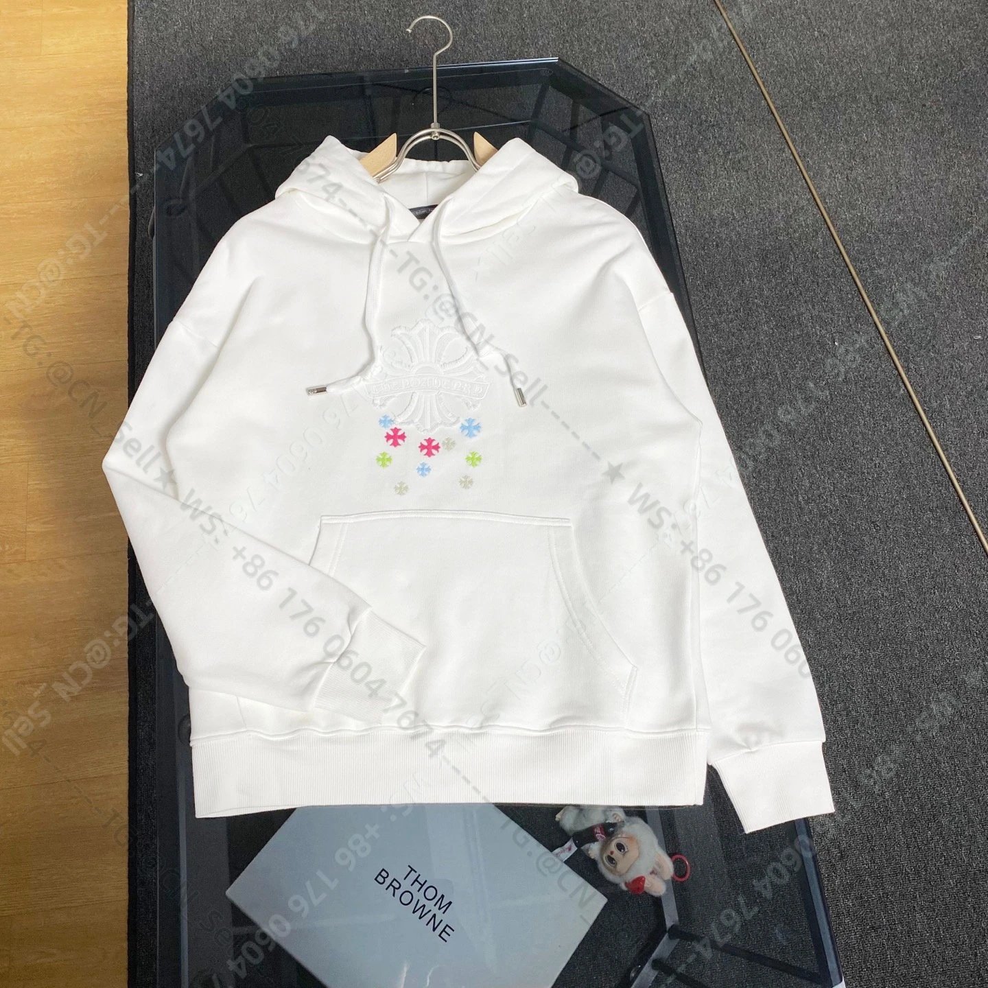 Burberry Mixed crewneck sweatshirt designs — CH-6