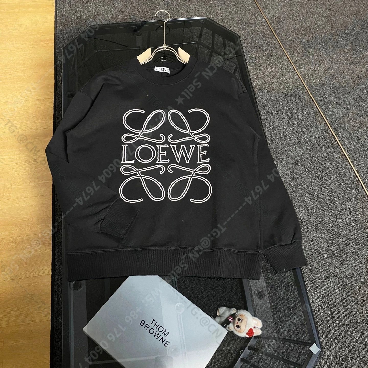 Burberry Mixed crewneck sweatshirt designs — LW-1