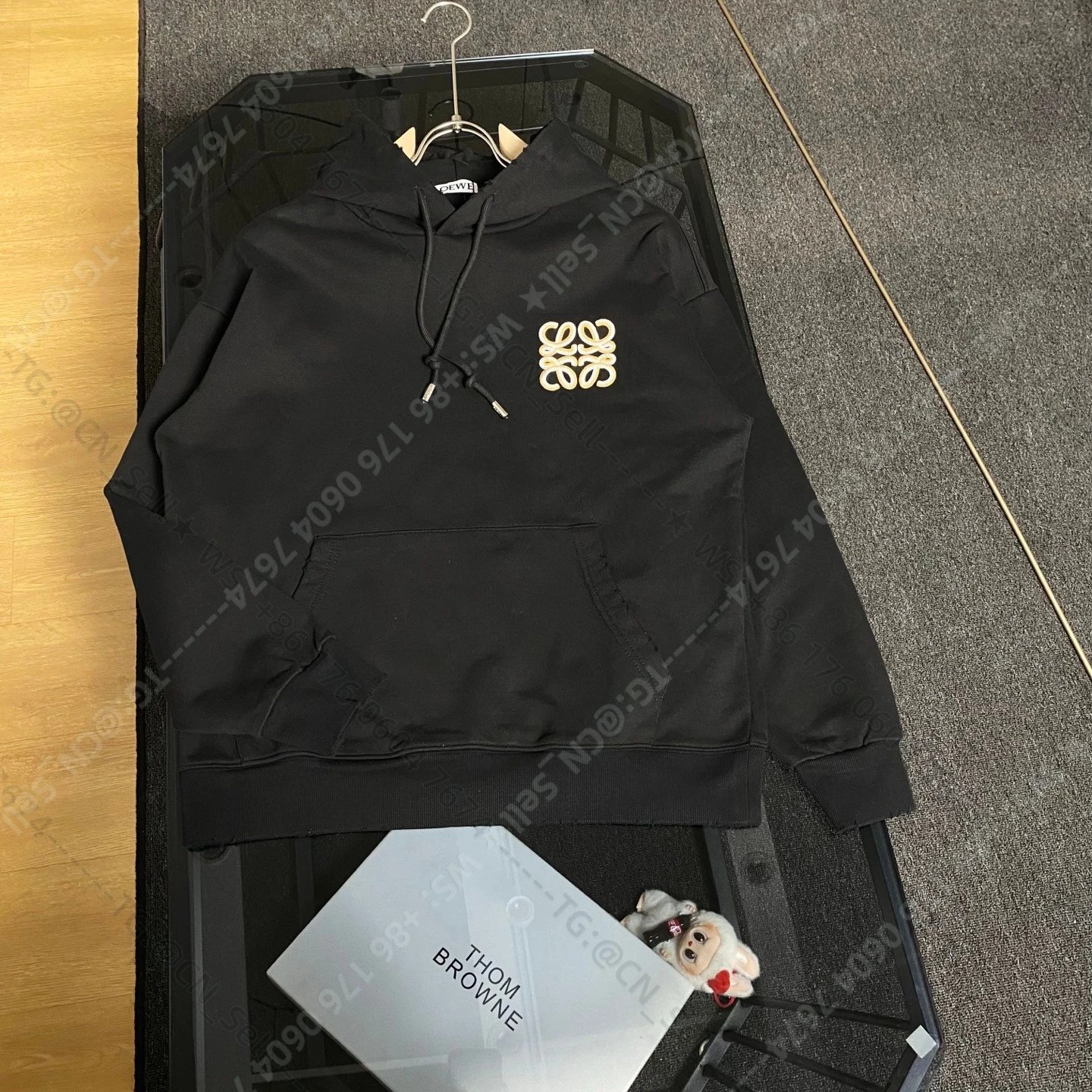 Burberry Mixed crewneck sweatshirt designs — LW-6