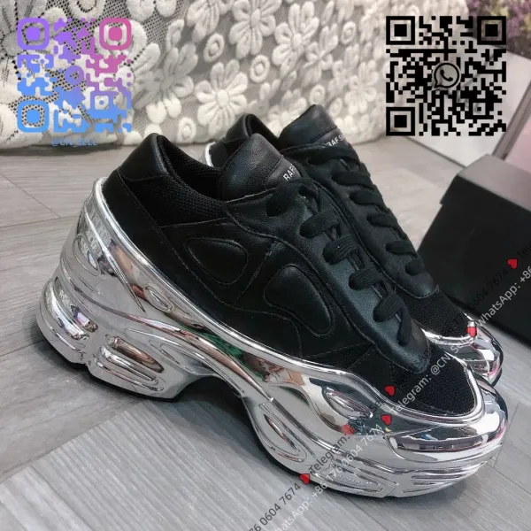 Balenciaga Triple S Chrome Black Sneakers Chunky Sneakers - 1