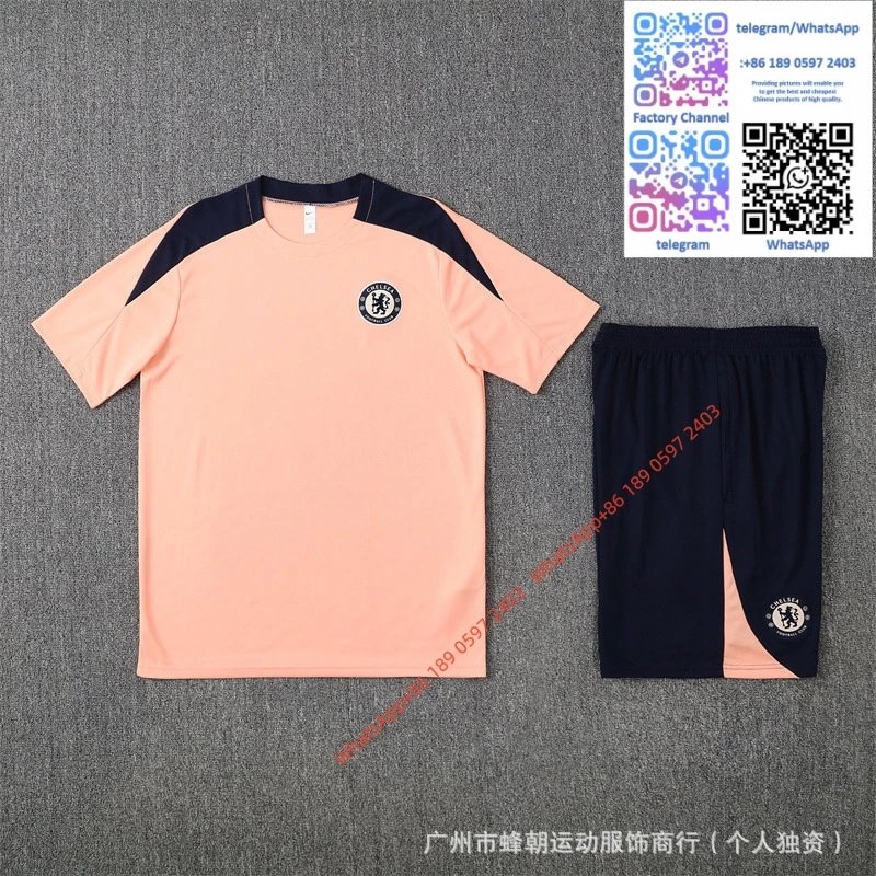 25 Short sleeved Chelsea