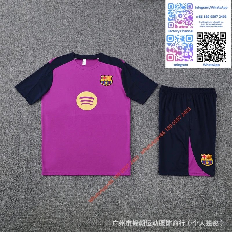 25 Short sleeved Barcelona 11