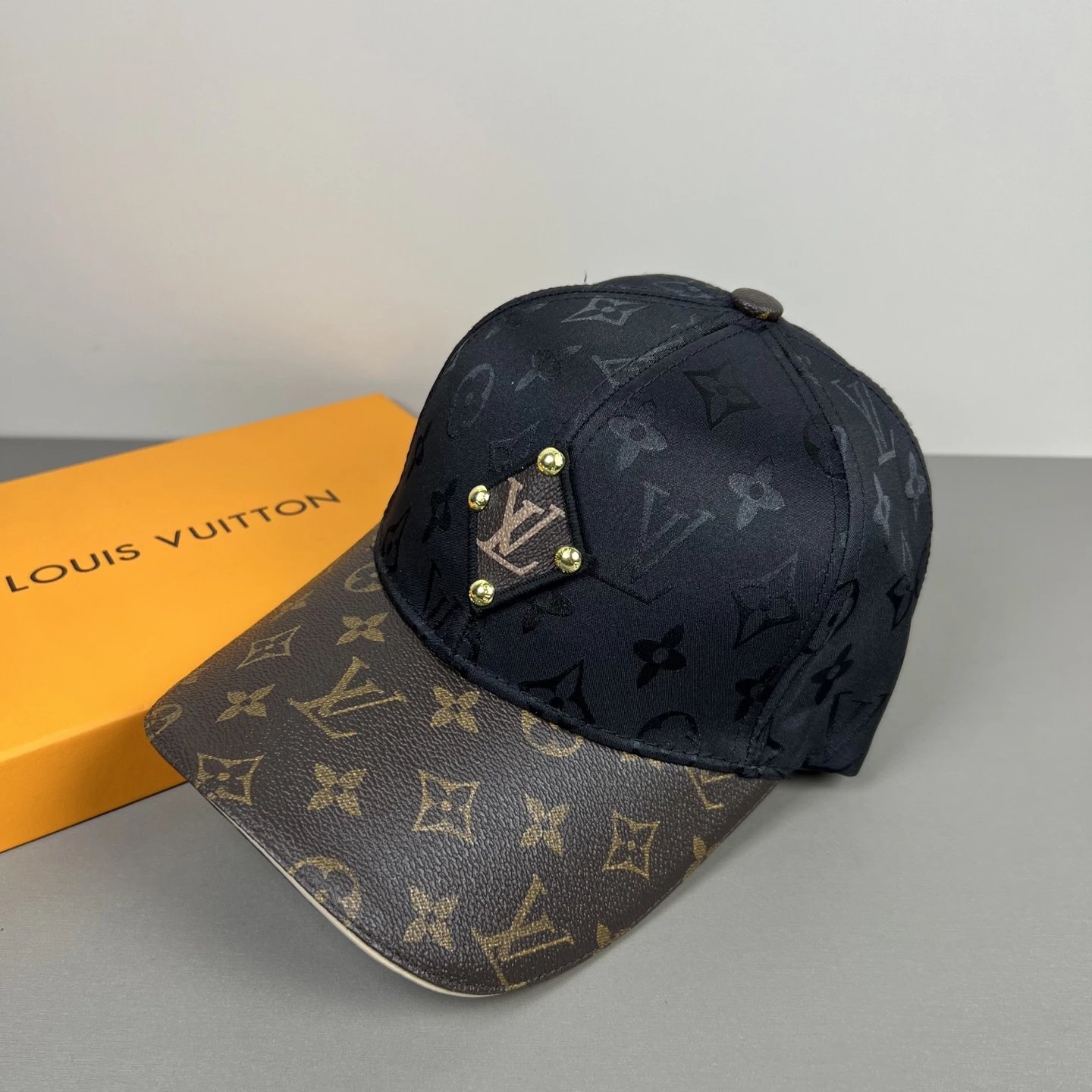 Louis Vuitton Hats Monogram Baseball Cap — GZMZ-34