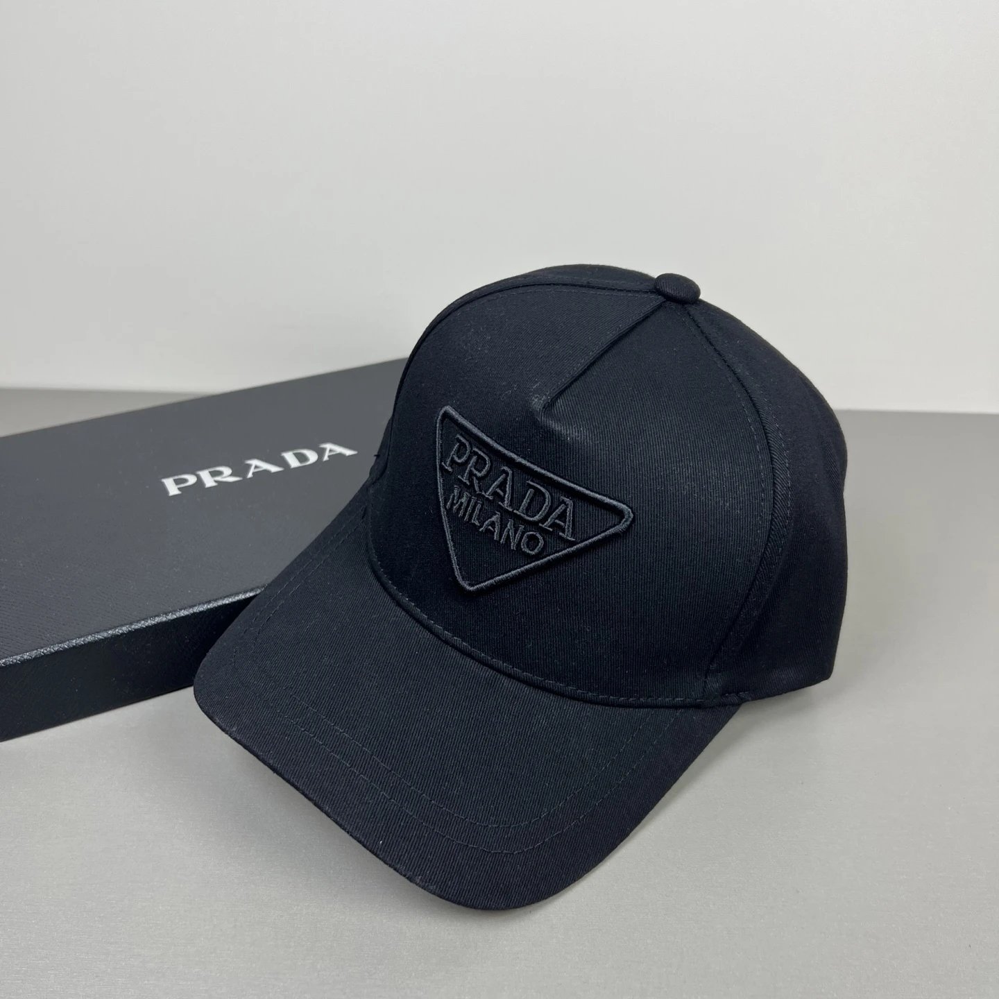 Prada Hats Nylon Baseball Cap with Triangle Logo Plaque — GZMZ-31