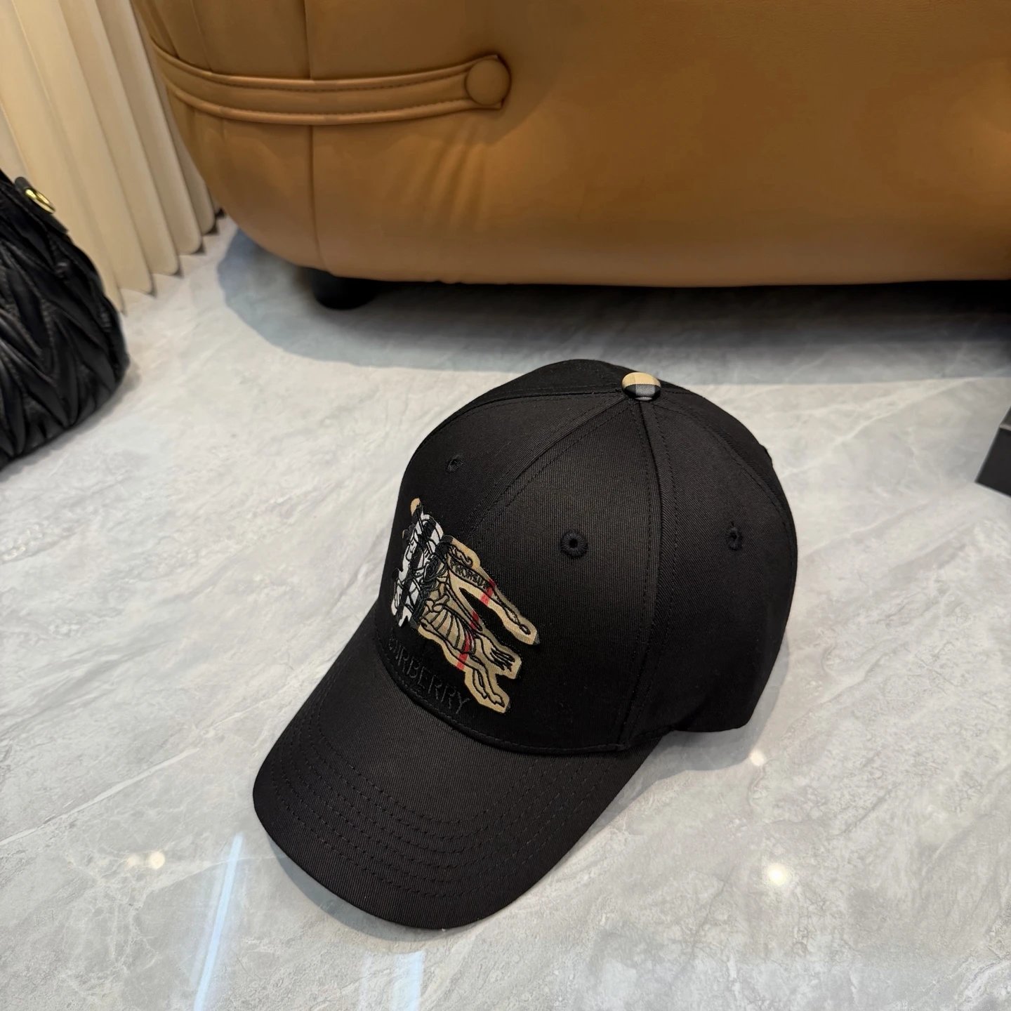 Burberry Hats Baseball caps and bucket — GZMZ-18