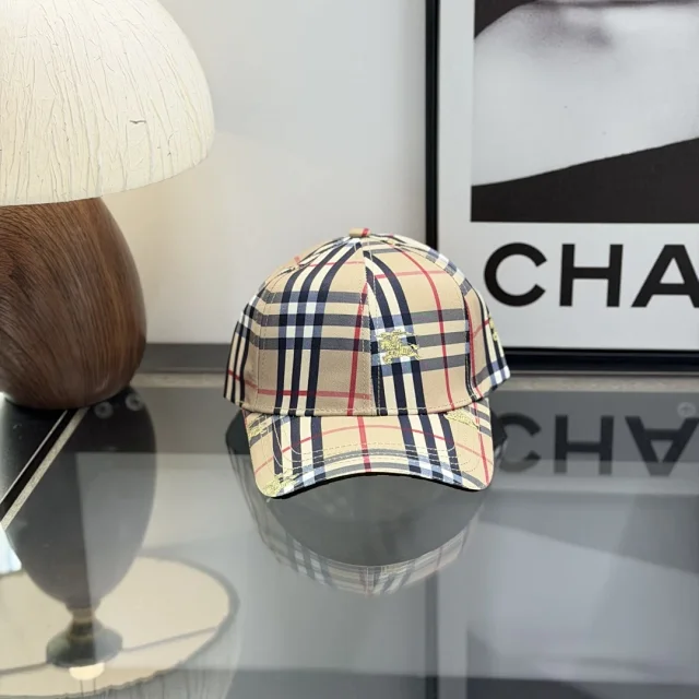 Burberry Hats Baseball caps and bucket product detail image 11