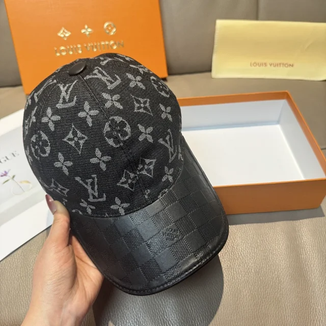Louis Vuitton Hats Monogram Baseball Cap product detail image 36