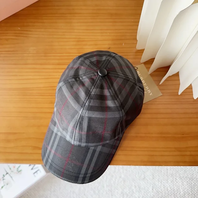 Burberry Hats Baseball caps and bucket product detail image 7