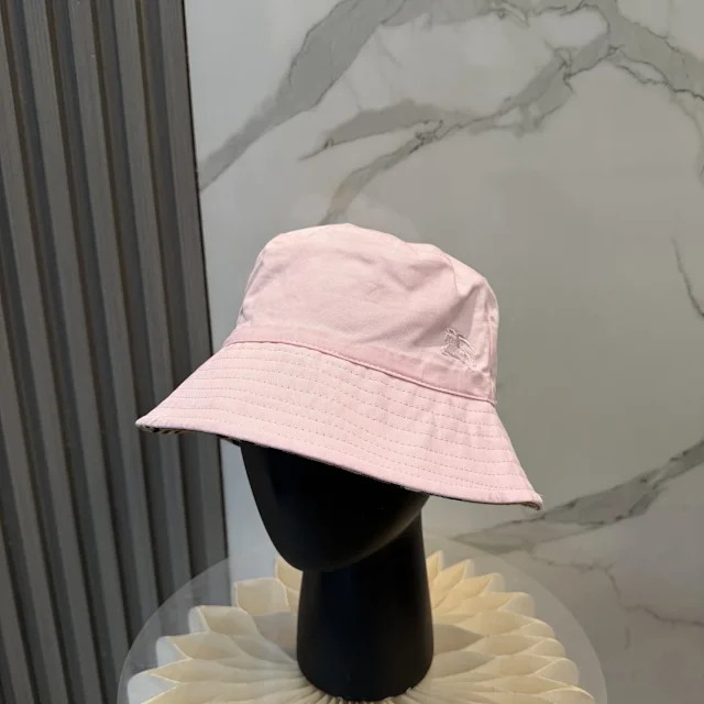 Burberry Hats Baseball caps and bucket product detail image 38