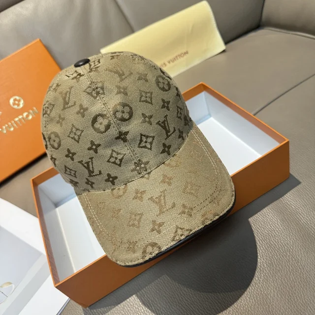 Louis Vuitton Hats Monogram Baseball Cap product detail image 27