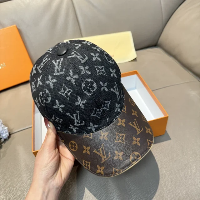 Louis Vuitton Hats Monogram Baseball Cap product detail image 39