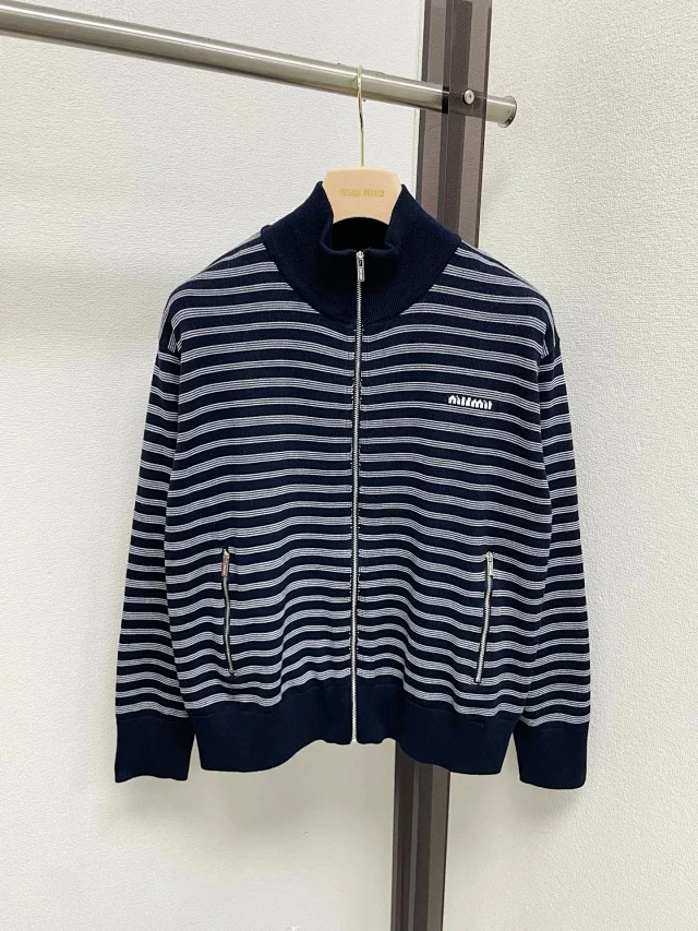 Dior Hoodies & Sweatshirts Reversible knit zip-up hoodie with all-over logo pattern product detail image 35