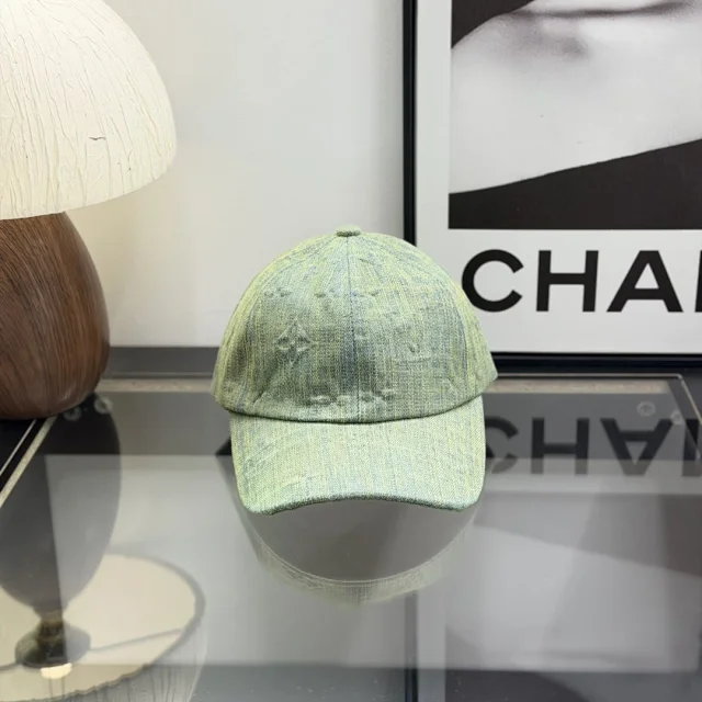 Louis Vuitton Hats Monogram Baseball Cap product detail image 15