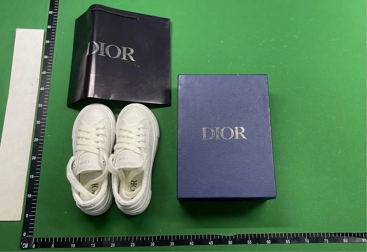 Thick Sole Cowhide Leather Round Toe Lace-Up Sneakers WhatsApp+852 6737 9971