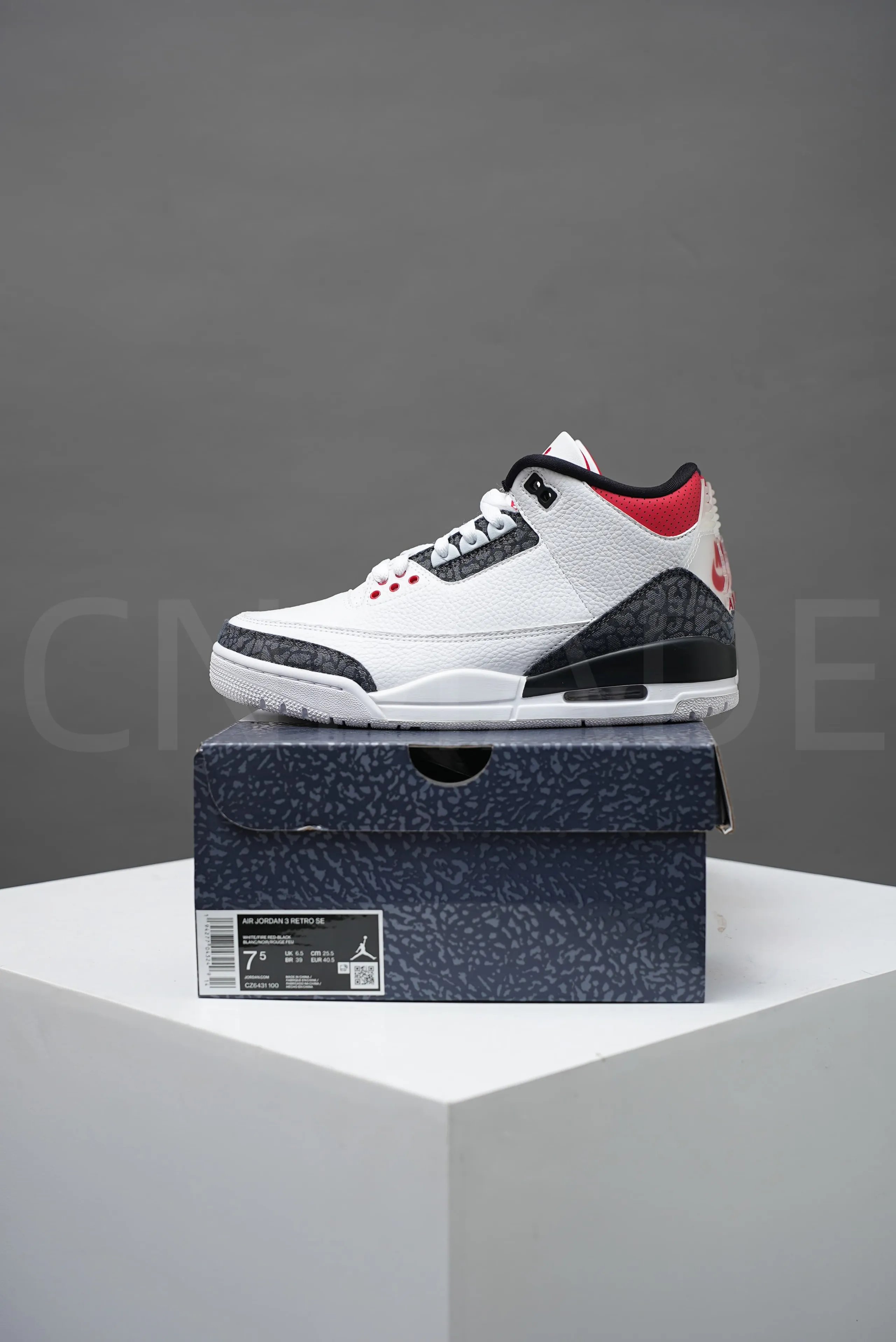 CZ6431-100  SE 火焰红