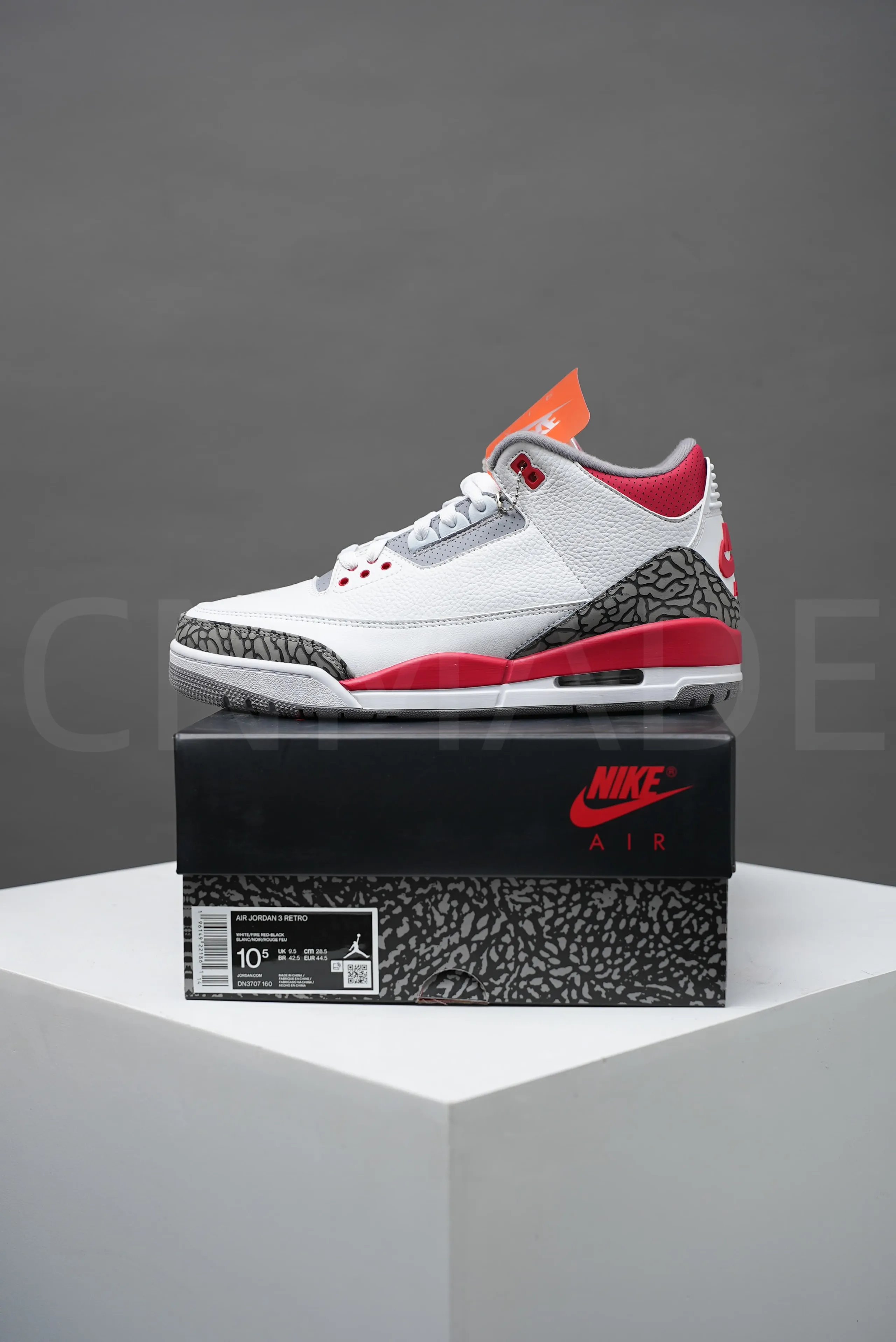 DN3707-160 Retro Flame Red