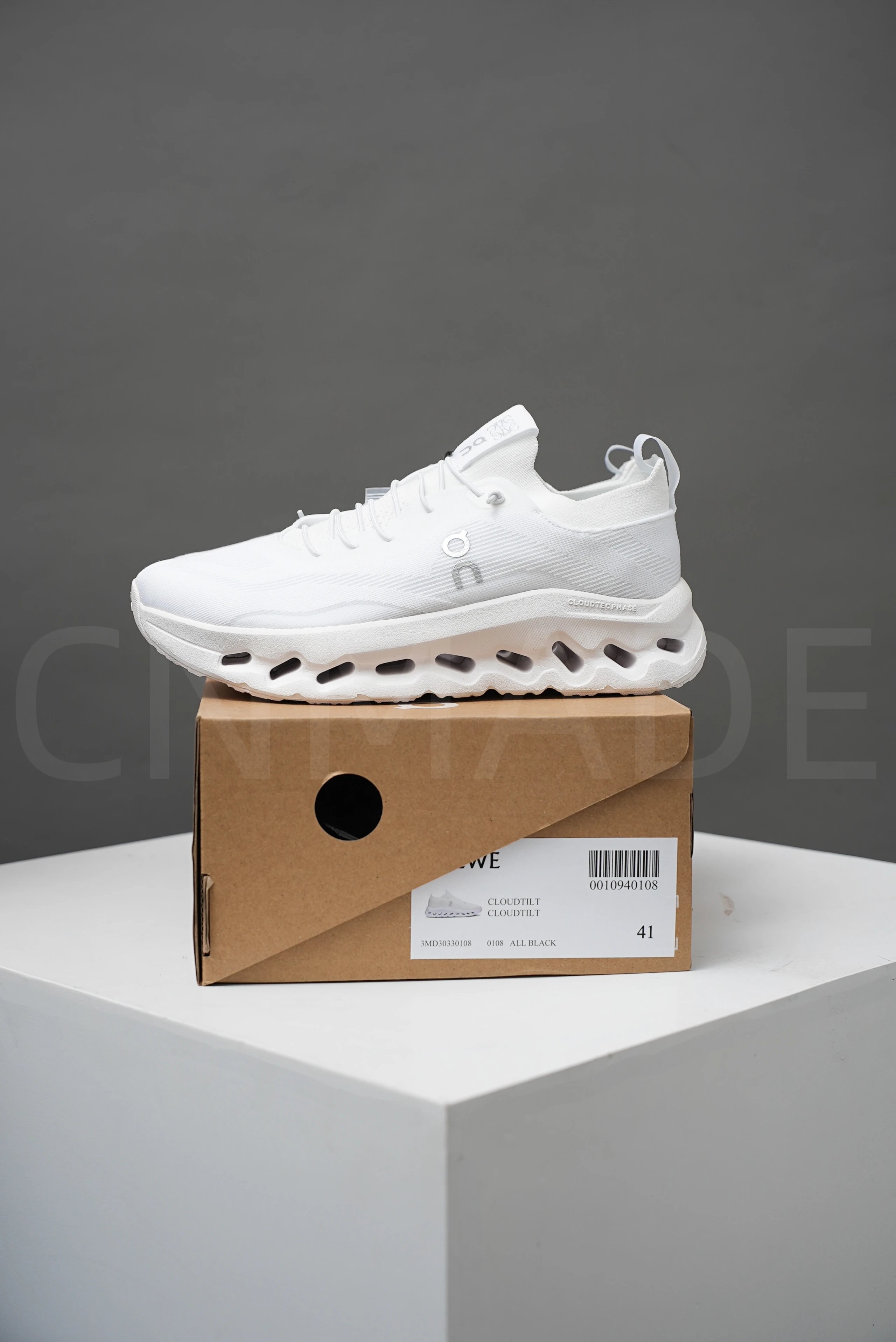3MD30330108   0108  ALL WHITE---