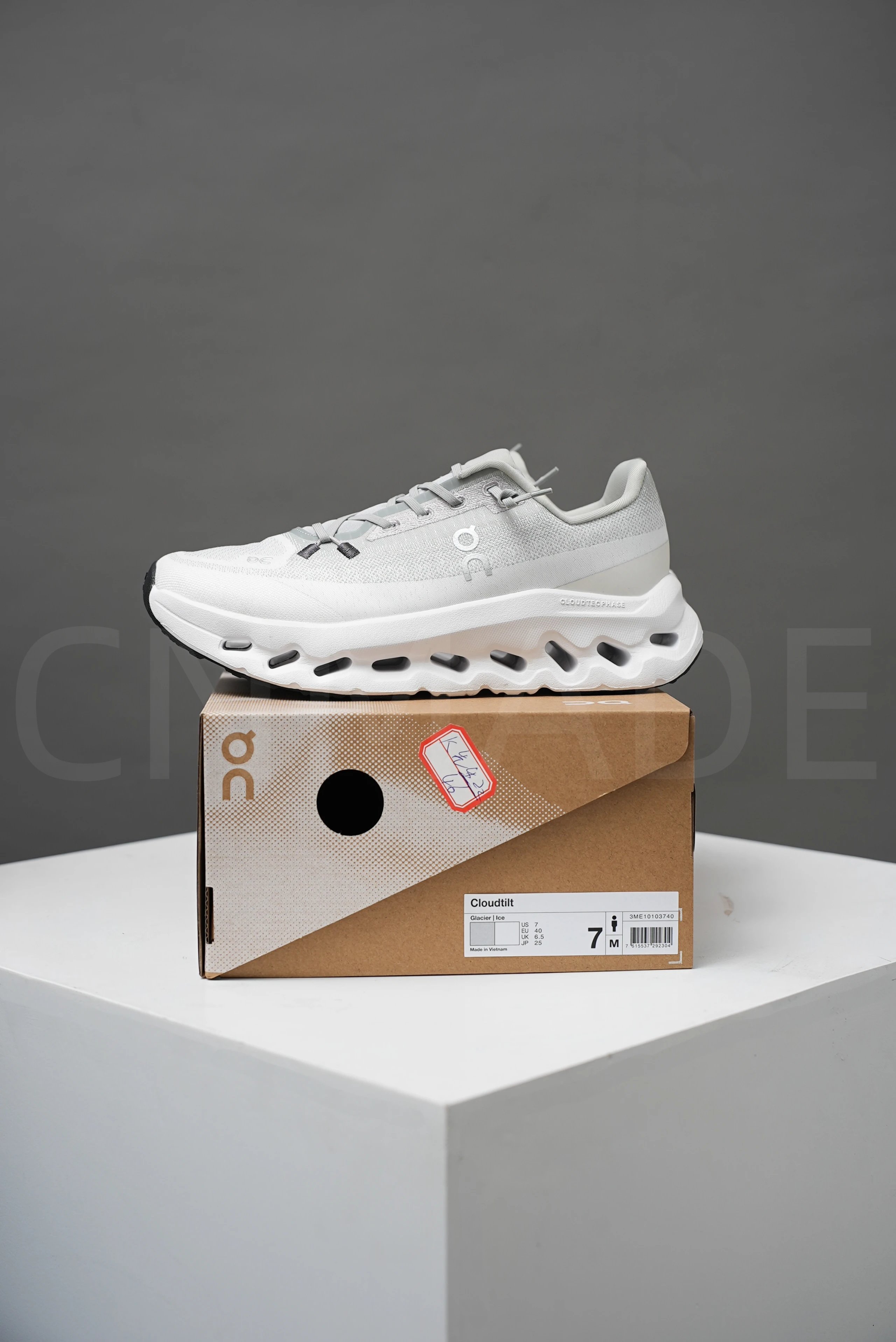 3ME10103740  Glacier Ice