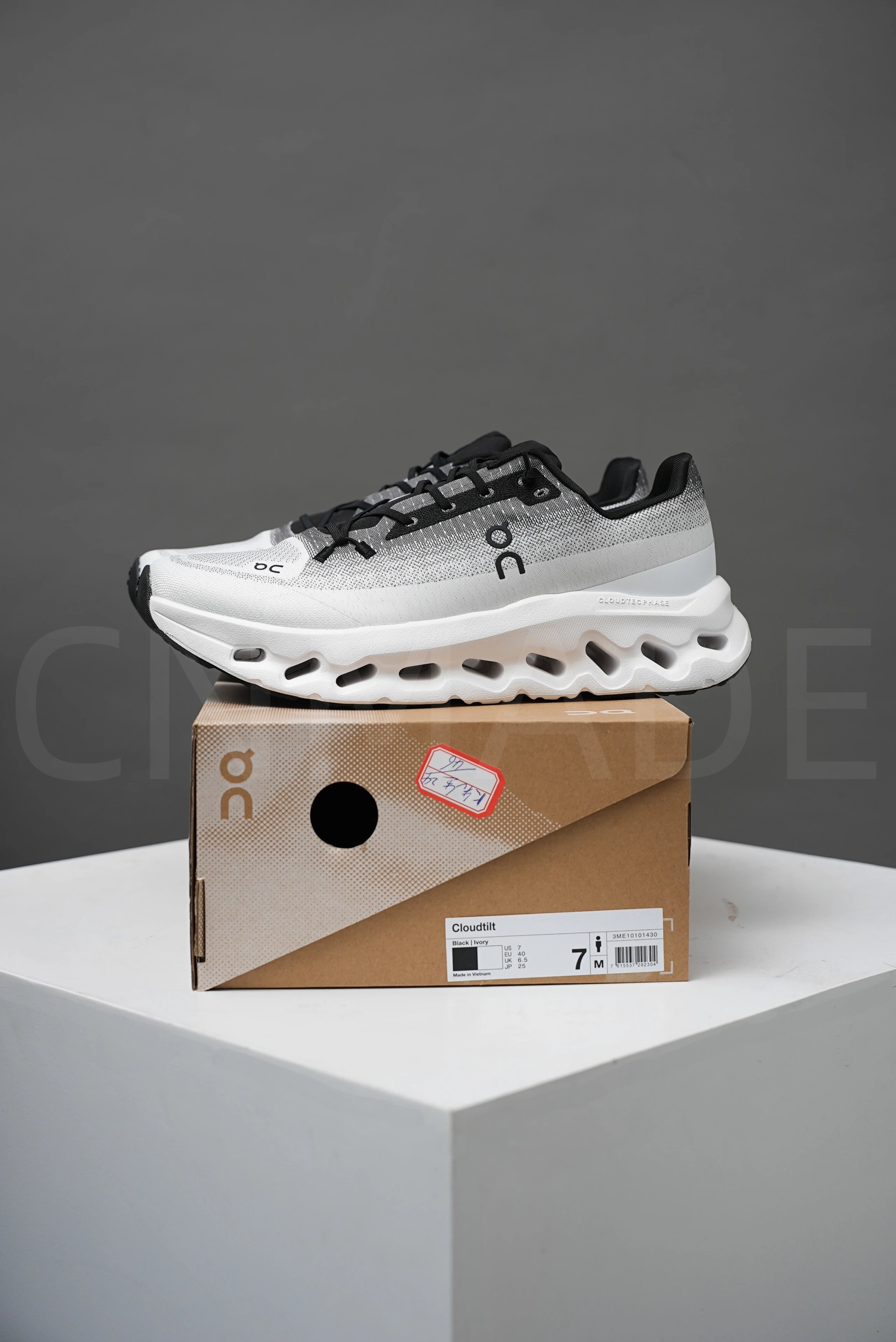 3ME10101430  Black Lvory