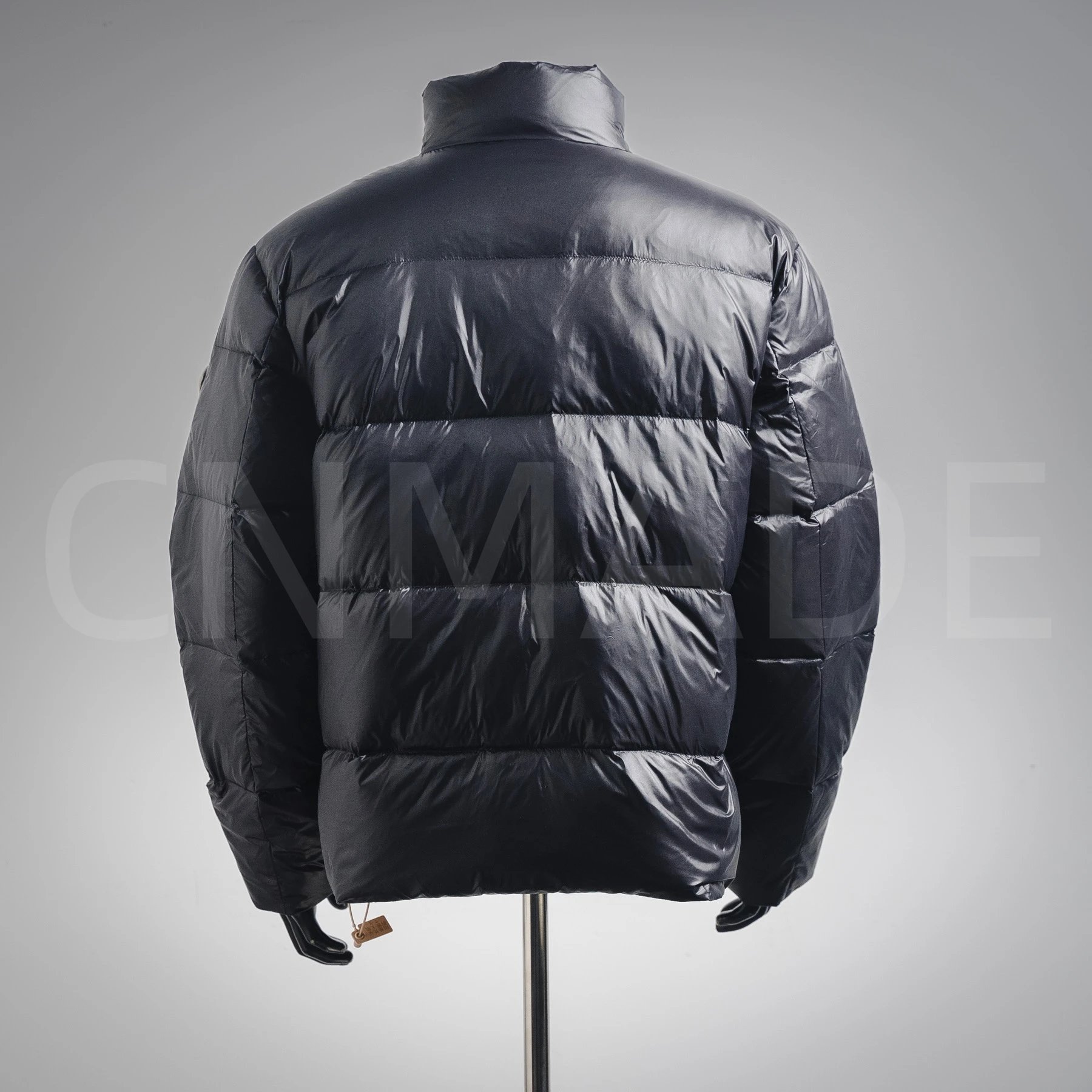 古牌胸前条纹logo立领羽绒服 2