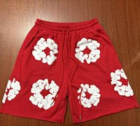 Shorts red