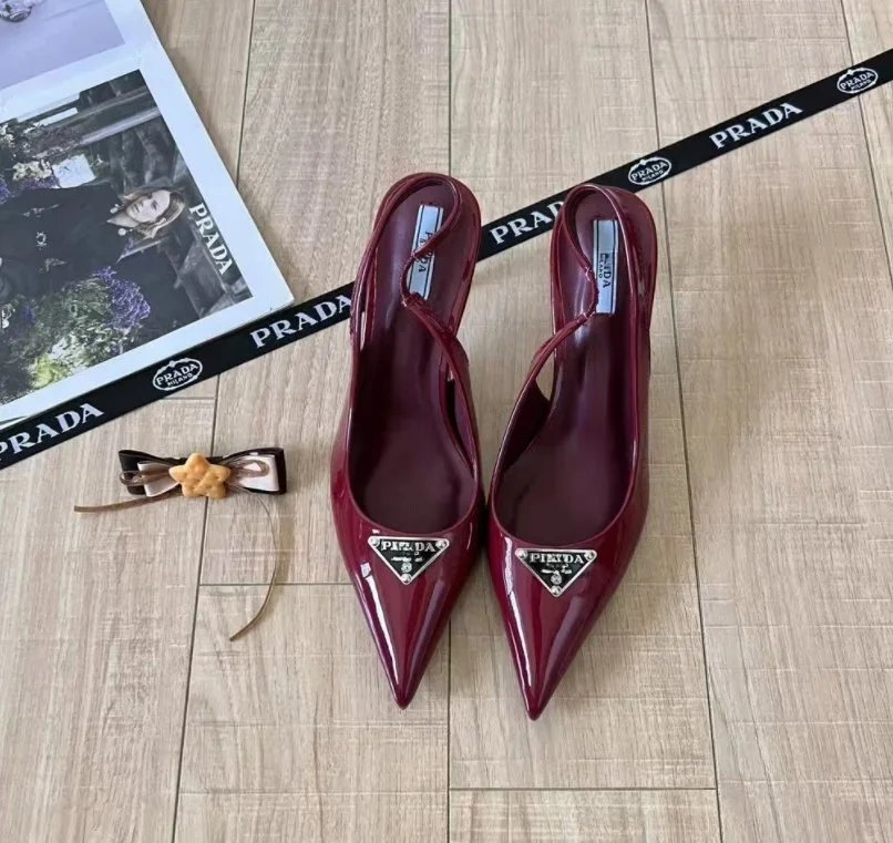 Prada High Heels Pointed-Toe Slingback Pumps — 10(Top quality)
