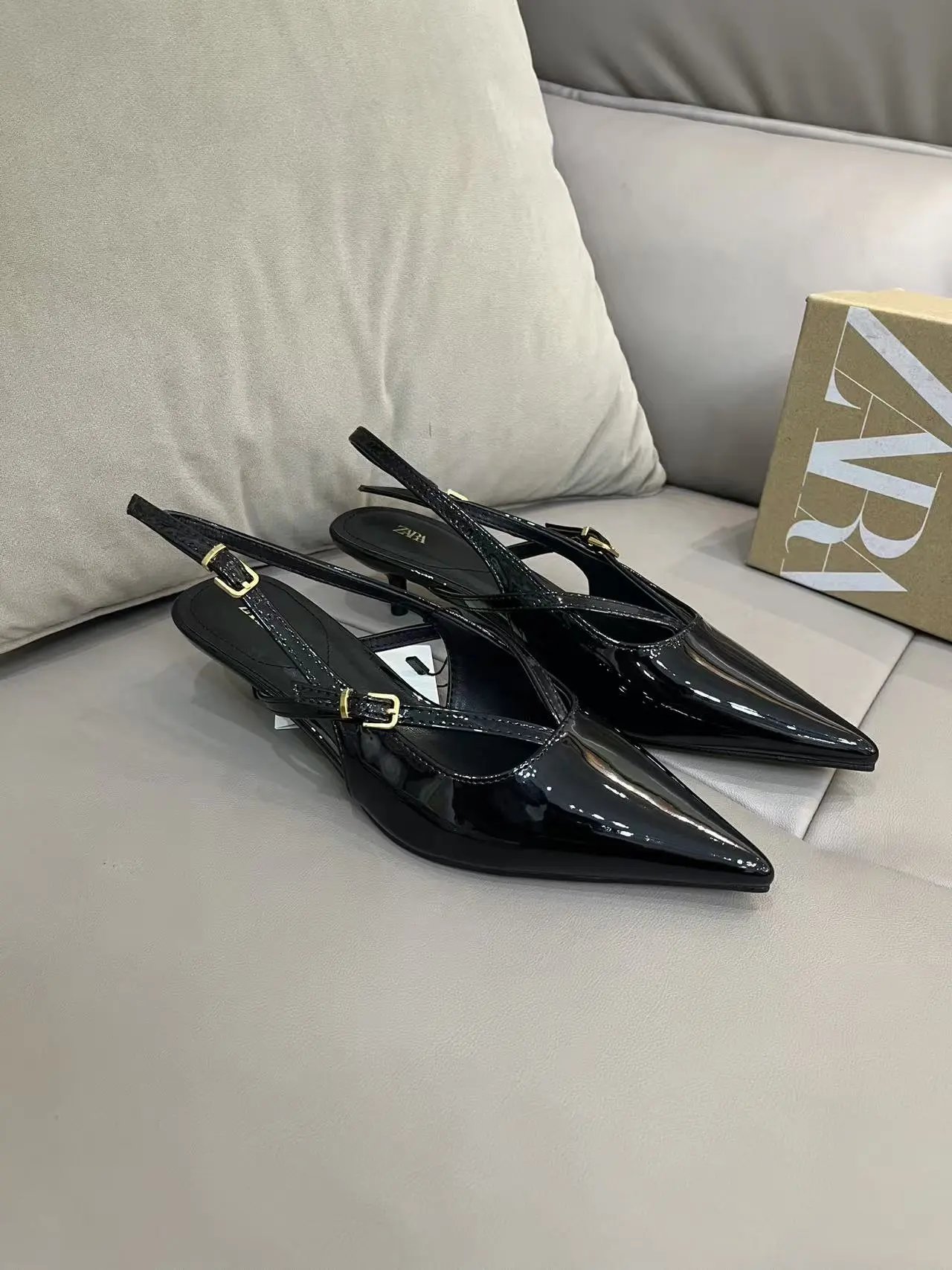 Prada High Heels Pointed-Toe Slingback Pumps — 15(Top quality)