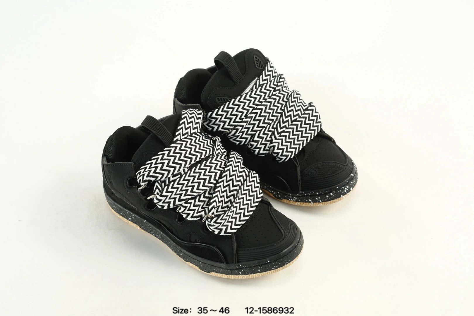 Unisex Curb Chunky Skate Sneakers Mixed Leather Onyx Black - Gallery Image 8 - Detailed View