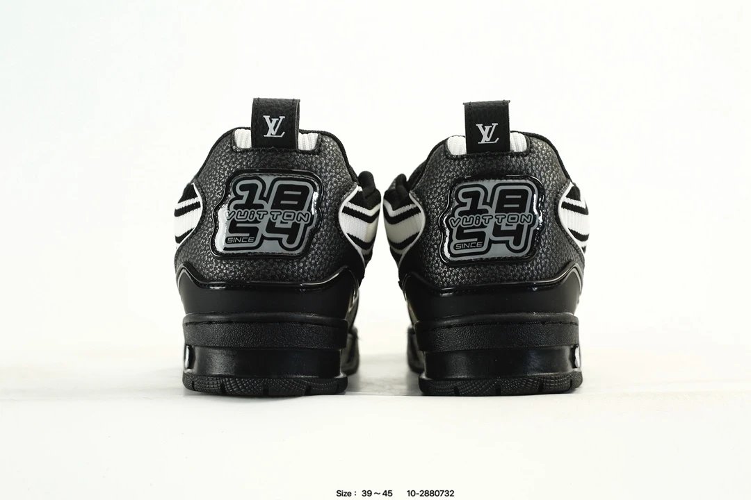 Luxury Leather Low Top Trainer Sneaker Black - Gallery Image 7 - Detailed View