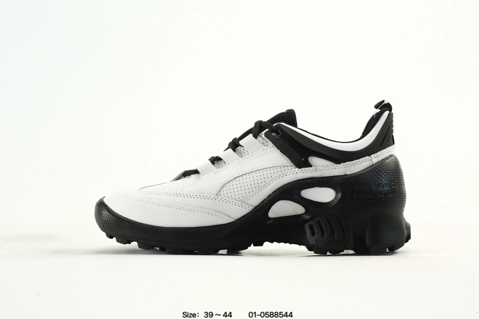 ECCO Leather Casual Sneakers White Black - Gallery Image 8 - Detailed View