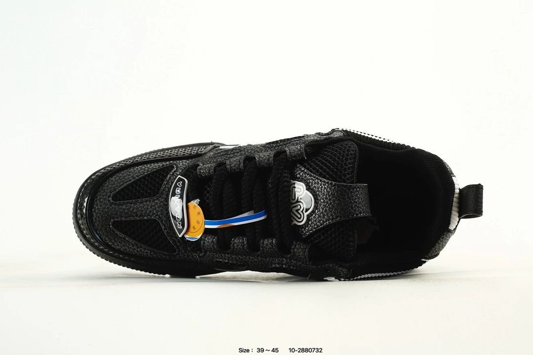 Luxury Leather Low Top Trainer Sneaker Black - Gallery Image 4 - Detailed View