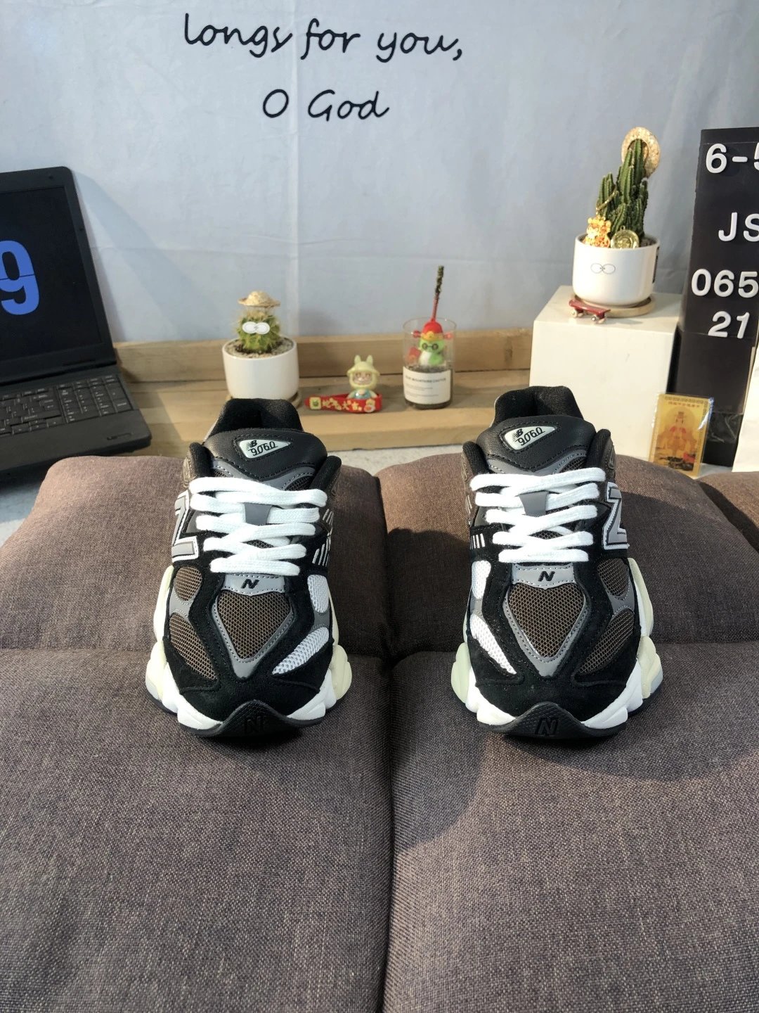 Retro Running Shoes NB 9060 Sneakers Asphalt - Gallery Image 2 - Detailed View