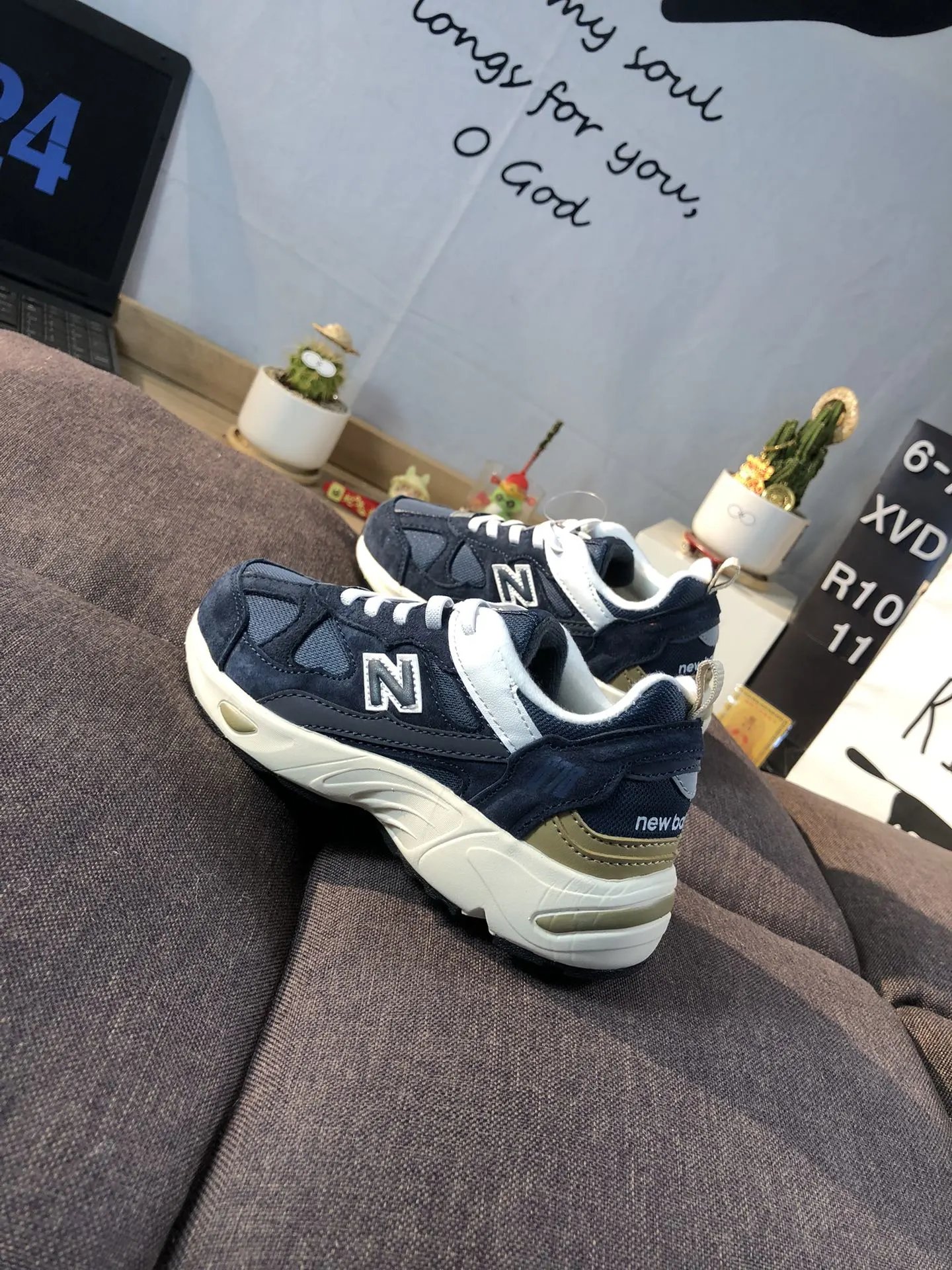 Kids Suede Mesh Athletic Sneakers Navy Blazer - Gallery Image 5 - Detailed View