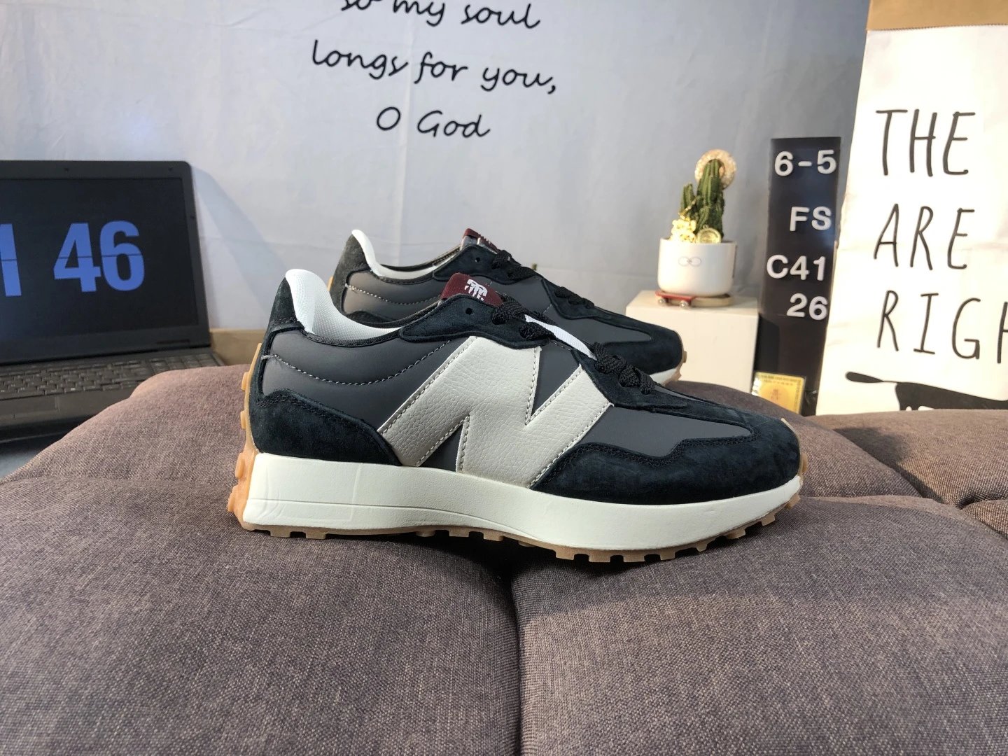 Retro Suede Sneakers Running Shoes Slate - Gallery Image 2 - Detailed View